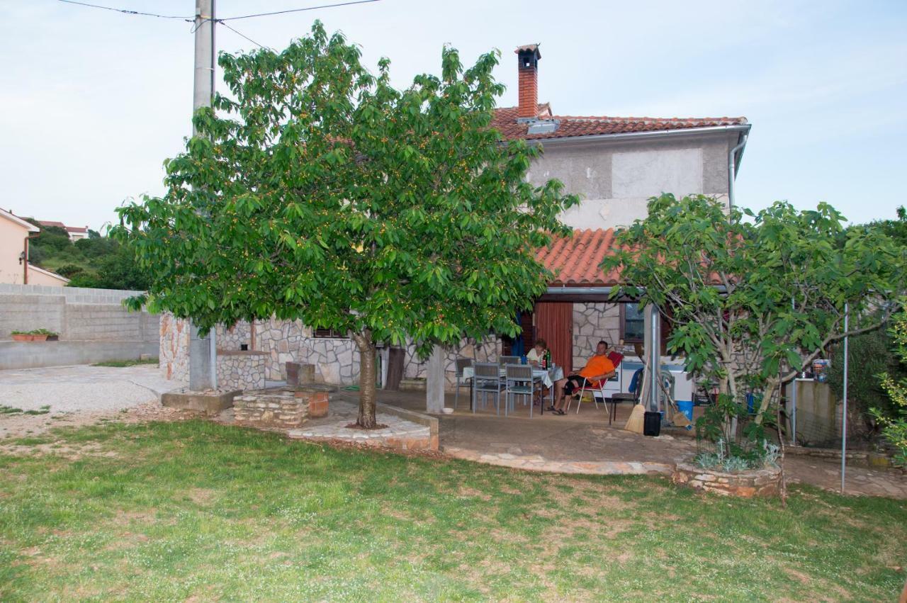 Apartman Garma Rovigno Esterno foto